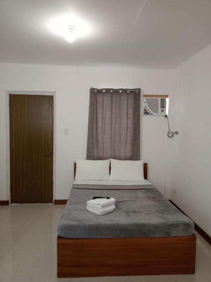 __Aplaridel Inn Suites__ Ángeles Exterior foto