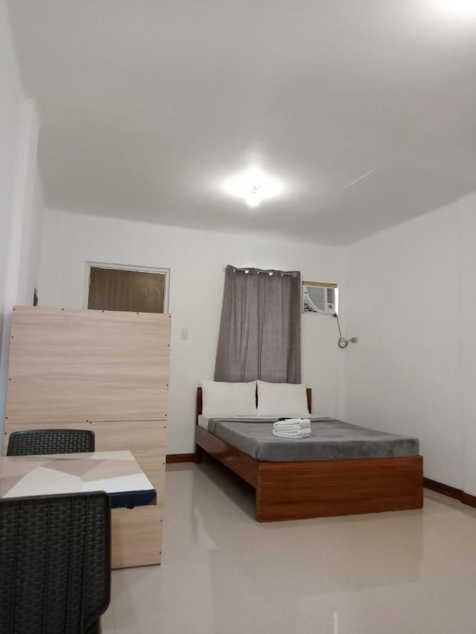 __Aplaridel Inn Suites__ Ángeles Exterior foto